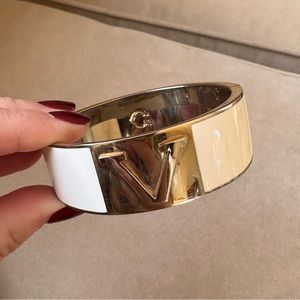 C. Wonder Hinged “V” White/Gold Enamel Bracelet